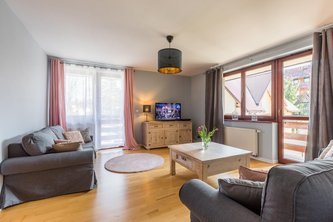 Apartament Lukka Zakopaneアパートメント エクステリア 写真